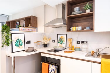 1 bed studio, Nelson Street, Holylands, Belfast, BT151BH - Image 9